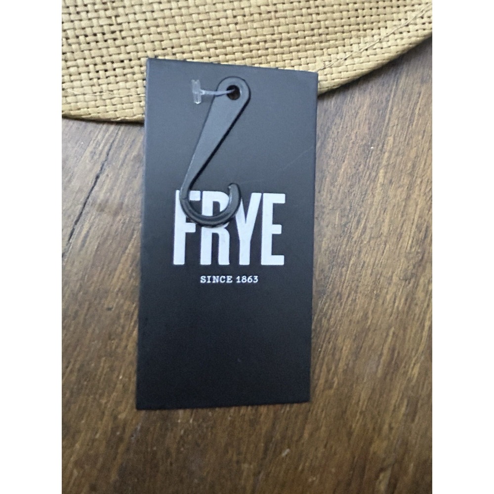 Frye straw cowboy hat features a distinct black leather band Metal Buckle New - Picture 5 of 8